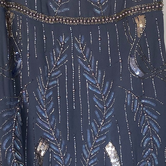 PERFECT COCKTAIL DRESS. WORN ONCE. SIZE 2-4. - Picture 3 of 5